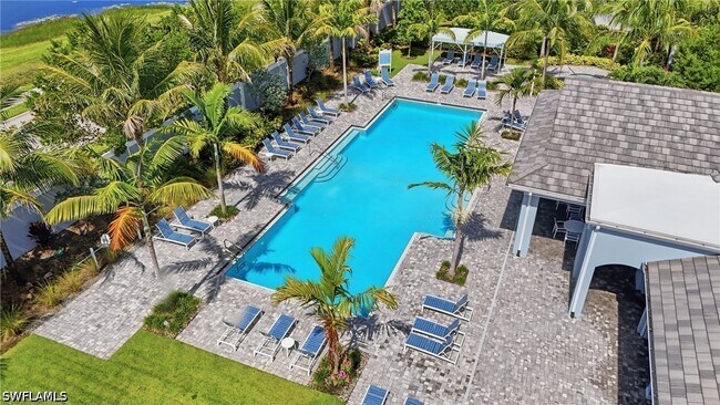 Building Photo - 2560 Seychelles Dr