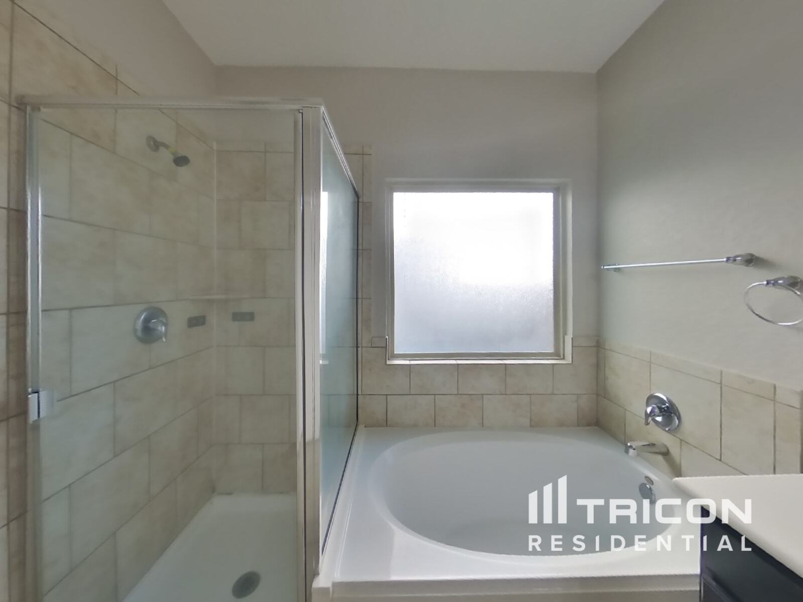 Building Photo - 9047 Kissena Park