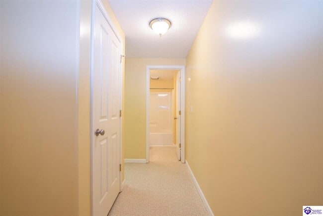 Building Photo - 243 Emmaus Cir