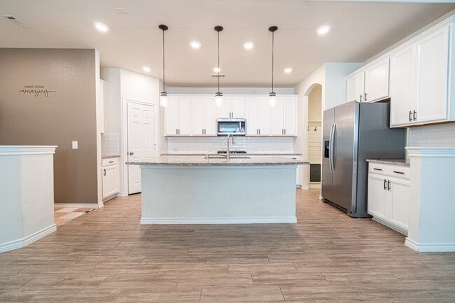 Building Photo - 23222 Ivory Sedge Trl