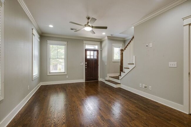 Building Photo - Beautiful build in Cleveland Park (Downtown Nashville)