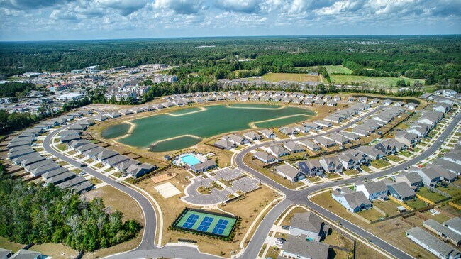 Building Photo - 109 S Grassland Rd