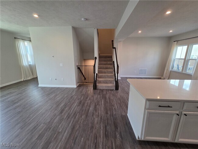 Building Photo - 1456 Sutter St