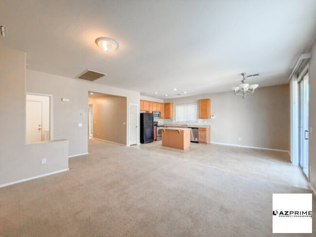 Building Photo - Exquisite 3/2 Tolleson House with Spacious Backyard!