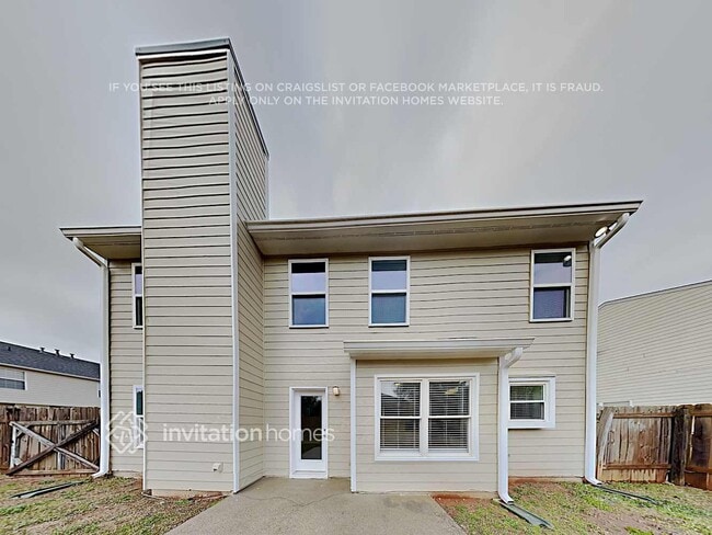 Building Photo - 2514 Plymouth Way