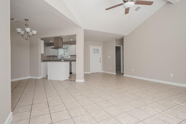 Building Photo - 2631 Dawn Star Dr