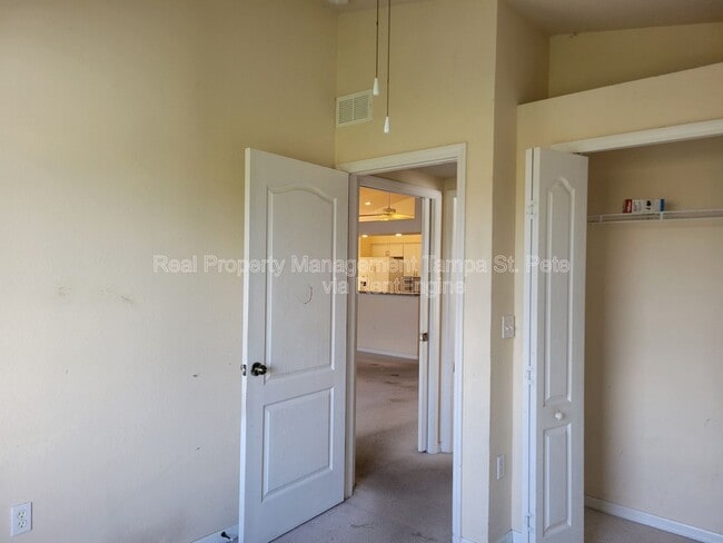 Building Photo - 1314 Avonwood Ct