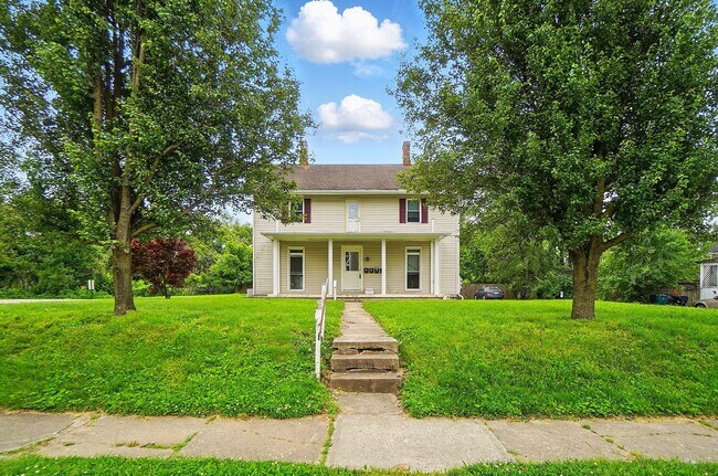 Building Photo - 4805 Eastern Ave