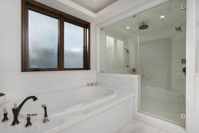 Building Photo - Beverly Hills Luxury Villa with Resort-Style Pool & Spa