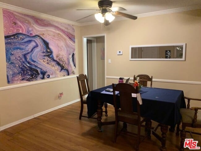 Building Photo - 8318 Altavan Ave