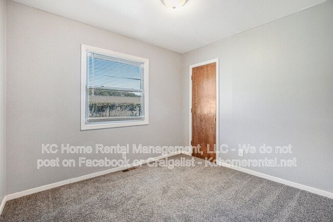 Building Photo - 620 N 13th Terrace