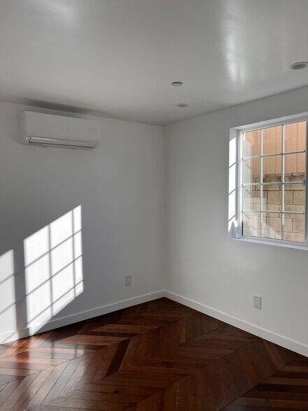 Building Photo - 10312 Buford Ave