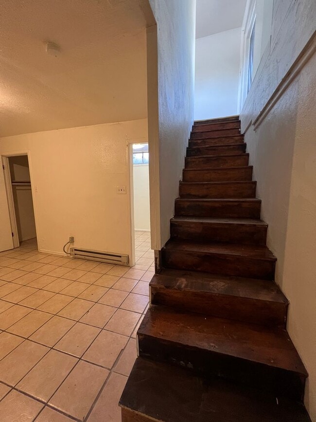 Building Photo - Water paid!