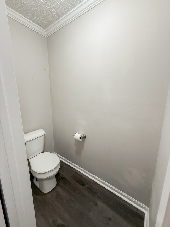 Building Photo - 106 Dolly Dr