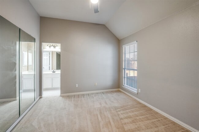 Building Photo - 8117 Halliford Dr