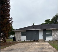 Building Photo - 12240 Eastcove Dr