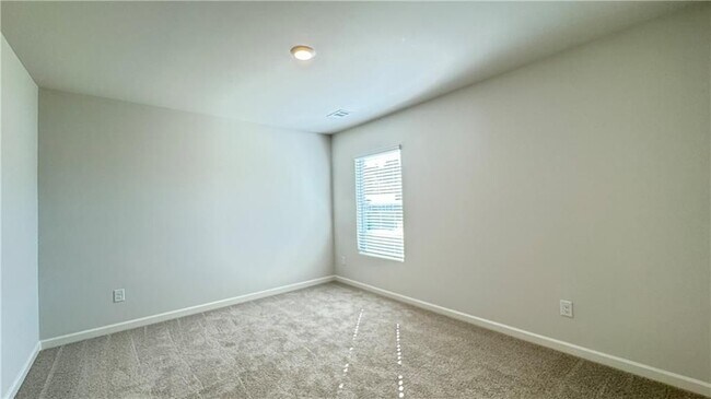 Building Photo - 841 HighGrove Wy