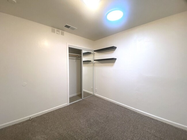 Building Photo - Sunlit 3-Bed Fremont Home in Cabrillo with...