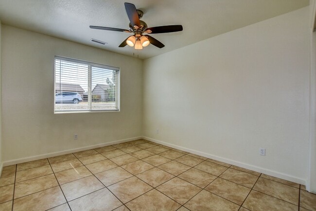 Building Photo - 3850 E Teri Ct