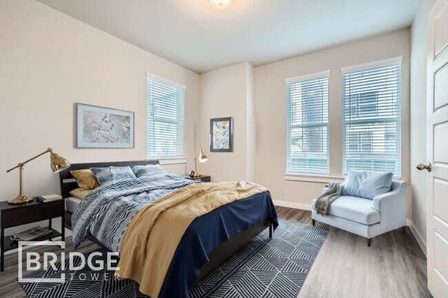 Building Photo - 18532 Centro Row