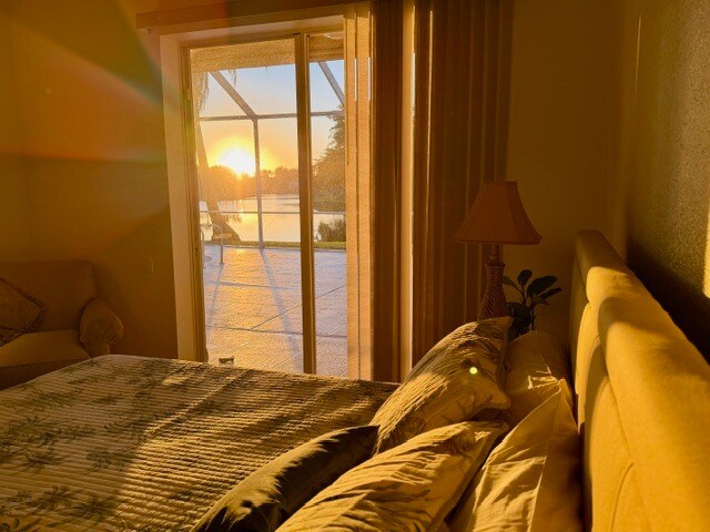 Building Photo - 11305 Longshore Way E