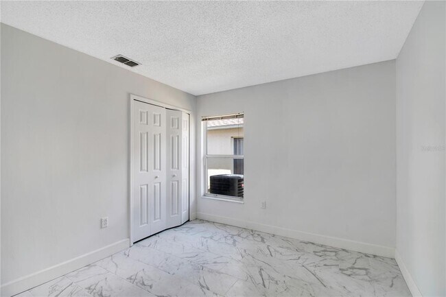 Building Photo - 236 Langham Dr