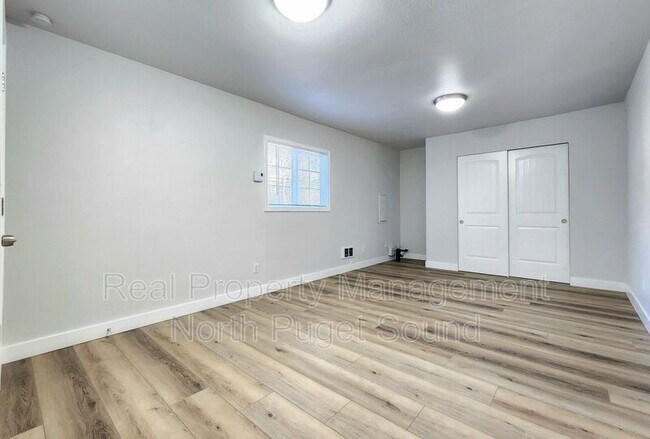 Building Photo - 13612 36th Pl W