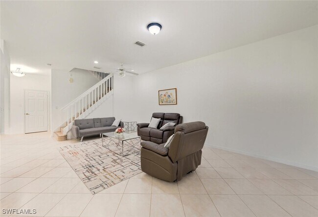 Building Photo - 14978 Summit Pl Cir