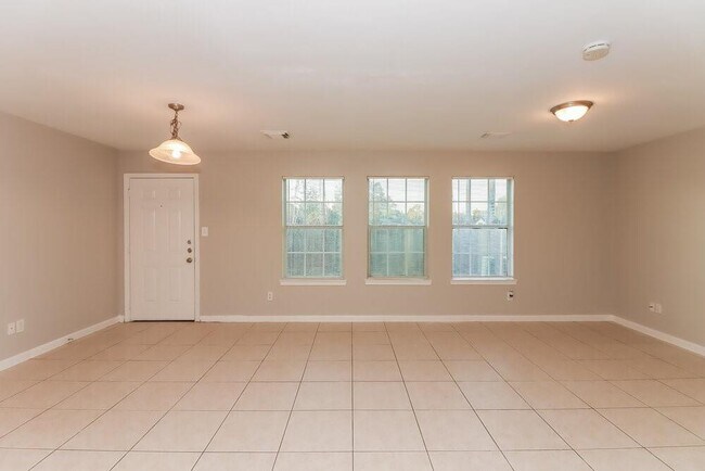 Building Photo - 4906 N Cancun Dr