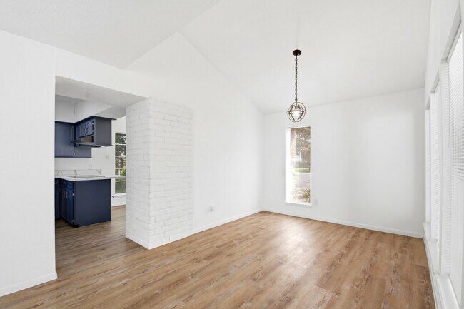 Building Photo - 19407 Enchantford Ct