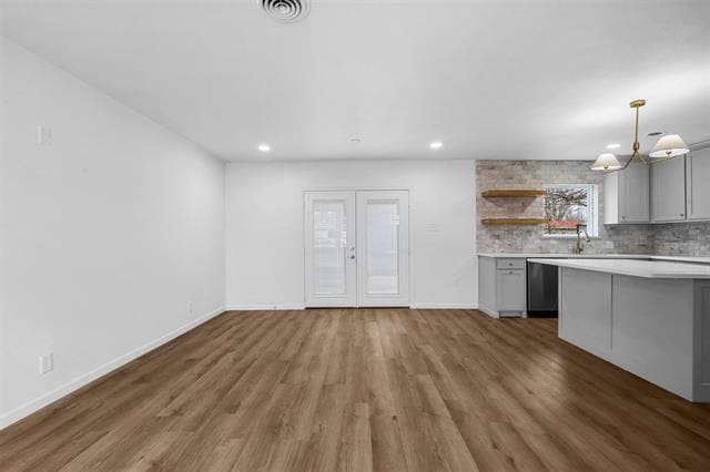 Building Photo - 5832 Tracyne Dr