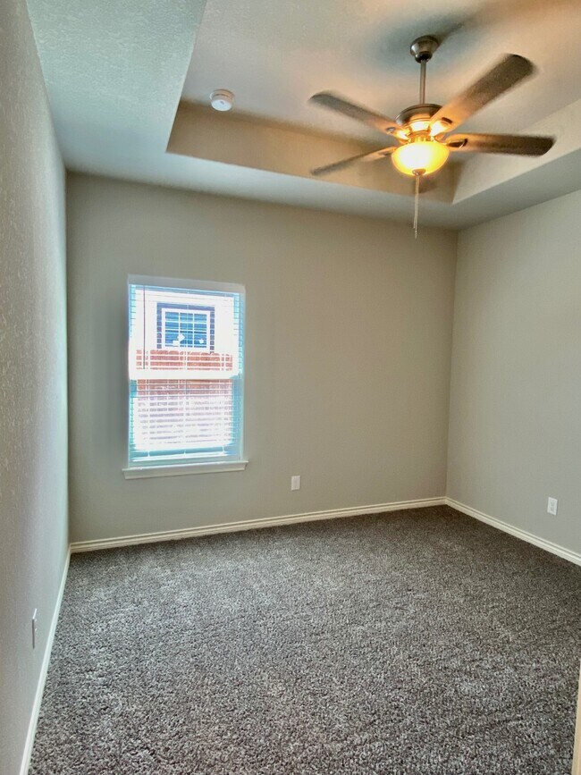 Building Photo - 1512 Dansby St