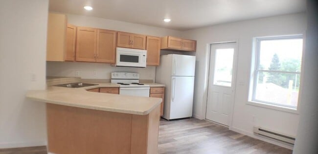 Building Photo - 1315 Butts Ave