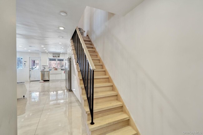 Building Photo - 1701 Burnett St