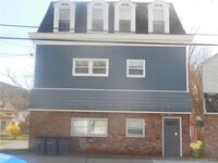 Building Photo - 223 Hudson St