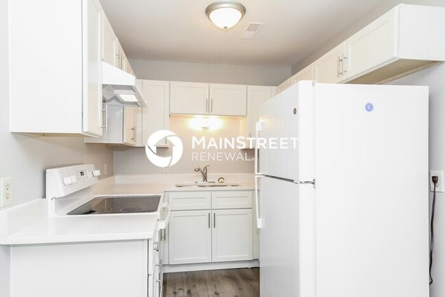 Building Photo - 3 Bedroom Pet-Friendly Home in Winston-Sal...