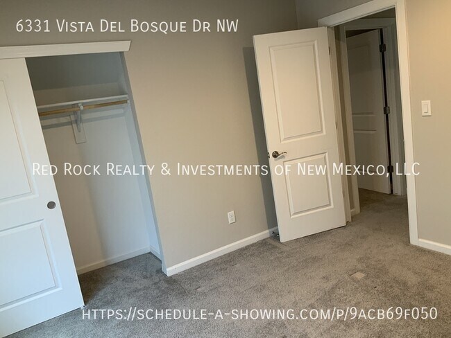 Building Photo - 6331 Vista del Bosque Dr