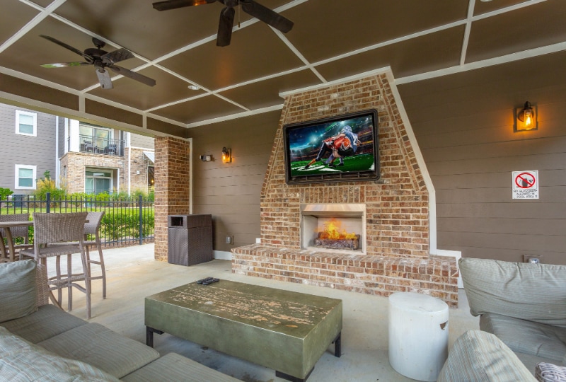 Building Photo - 8605 Tradewind Cir