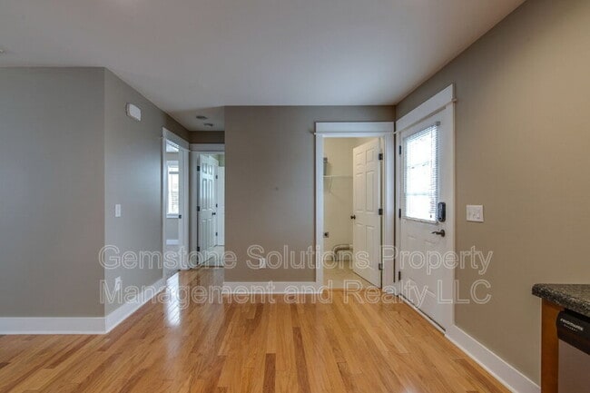Building Photo - 1220 Berry St