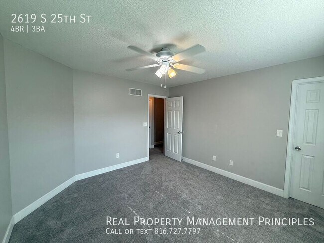 Building Photo - 2619 S 25th St