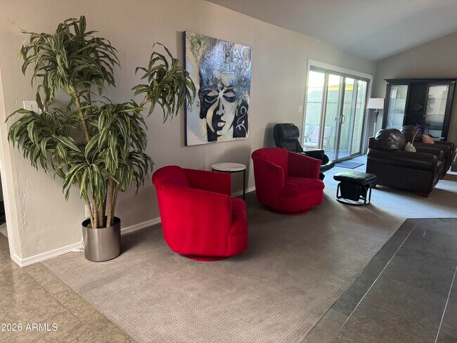 Building Photo - 7908 E Solano Dr