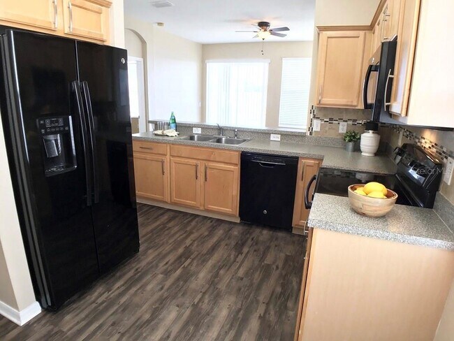 Building Photo - 8539 Deer Chase Dr
