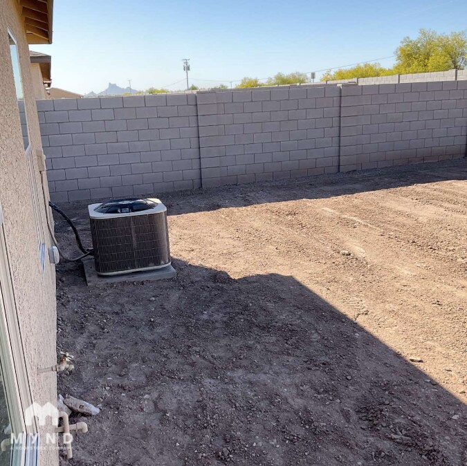 Building Photo - 222 S Picacho Heights Rd