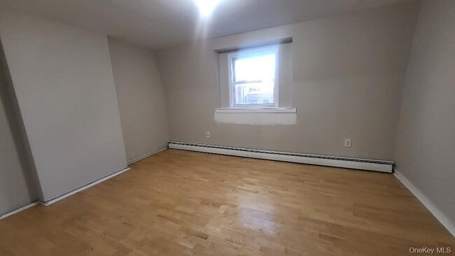 Building Photo - 212 Church St