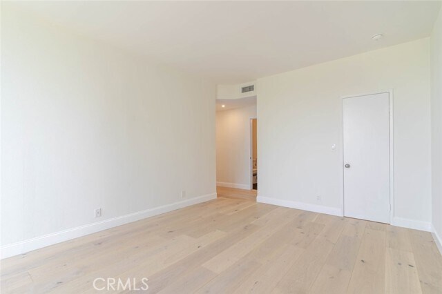 Building Photo - 1305 N Columbus Ave