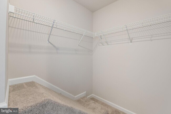Building Photo - 105 Milburn Dr