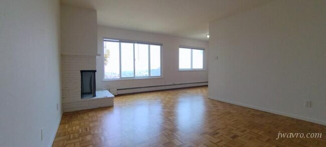 Building Photo - 275 Grand View Ave