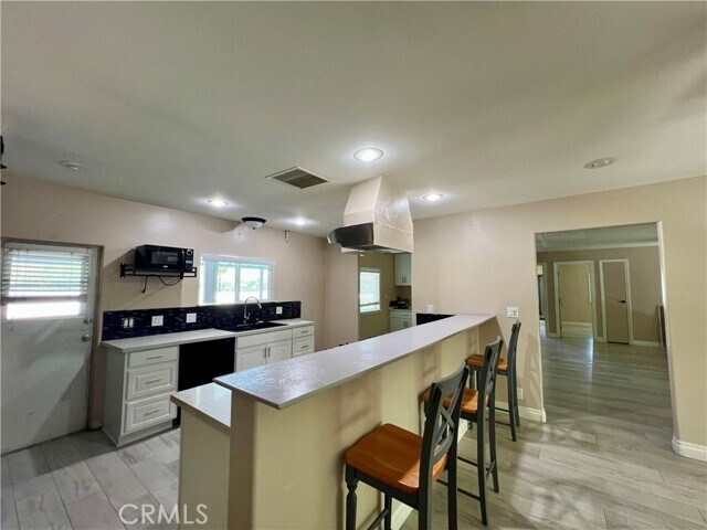 Building Photo - 22805 Skylink Dr