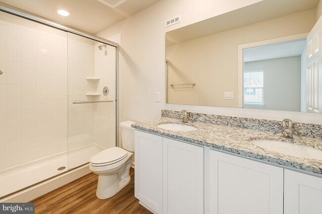 Building Photo - 229 Caterpillar Dr