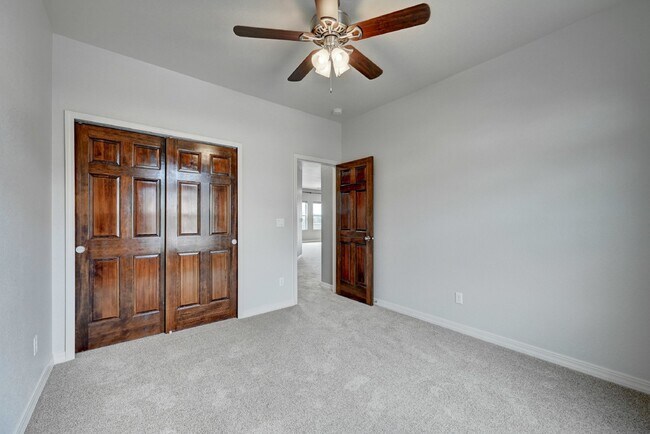 Building Photo - $3,100 - 4-Bed, 3-Bath Home in Co Springs ...